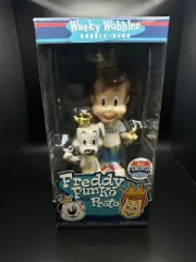 Funko Pop-Freddy Funko & Proto-Fun On The Run Funko Shop Exclusive-Wacky Wobbler