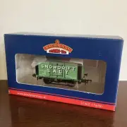 Bachmann 33-182 10 Ton Salt Wagon ‘Snowdrift Salt’ Livery, New, box bit tatty