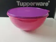 Tupperware 32 cup Thatsa Mixing Bowl Electric Pink With Purple Seal 32cup