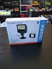 Lithonia Lightning LED Floodlight + Yoke Mount NEW #3204