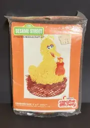1977 Creative Stitchery Sesame Street Big Bird Needlecraft Kit 5"x7" #101