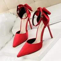 在飛比找樂天市場購物網優惠-高跟鞋 韓版夏季新款少女紅色婚鞋尖頭高跟鞋細跟百搭時尚性感涼