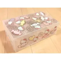 在飛比找蝦皮購物優惠-Hello Kitty 零錢包 日本直送 二手