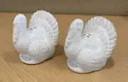 Porcelain Ceramic White Turkey Salt and Pepper Shakers Thanksgiving***NEW****