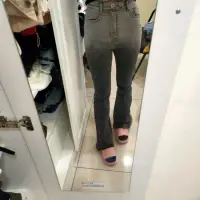 在飛比找蝦皮購物優惠-韓國rare closet漸層黑灰色彈性喇叭牛仔褲