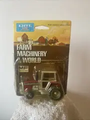 ERTL Massey Ferguson 2775 Tractor Farm Machinery of the World 1/64