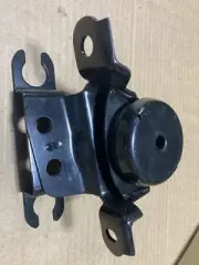 FORD YL8Z-6038-AA Engine Support Insulator Assembly FREE SHIPPING