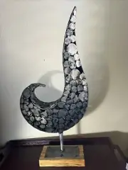 LARGE BIRD STEEL ABSTRACT TABLE SCULPTURE. Heavy! 29” Tall