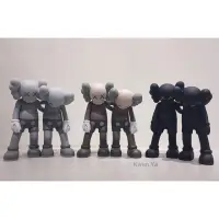 在飛比找蝦皮購物優惠-Kaws Along The Way Companion B