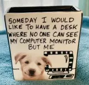 HOOTS AND HOWLERS DOG THEME CERAMIC PENCIL HOLDER “NO ONE CAN SEE MY COMPUTER”