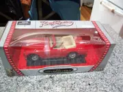 Road Signature 1958 Aston Martin DB2-4 Mark III 1/18 Scale