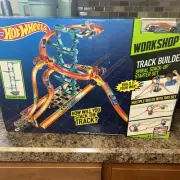 Hot Wheels Track Builder Spiral Stack Up Starter Set from 2014 NIB NRFB HTF
