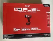 MILWAUKEE M18 FUEL 1/2” HIGH TORQUE IMPACT WRENCH KIT 2967-21B
