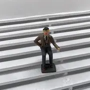 F555 - Greenhills Scalextric Carrera Seated Man Spectator 1.32 Scale Hand Painted - NEW