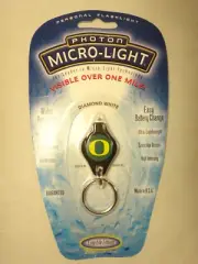LRI Photon Micro-Light Keychain Flashlight UofO University of Oregon Ducks Green