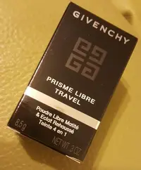 在飛比找Yahoo!奇摩拍賣優惠-【快樂瞎拼】全新~Givenchy 紀梵希 魅力4G幻彩蜜粉