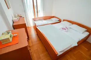 1 bedroom apartment Tivat