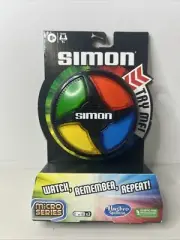 Simon Micro Series 3.5” Mini Electronic Handheld Classic Game Hasbro New In Box!