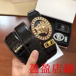 嘉盈二手//實拍 VERSACE 範思哲皮帶 男士腰帶 新款 美人頭雙扣系列男生皮帶 原廠鱷魚紋漆皮系列 真空電