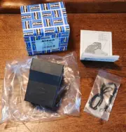 NEW in Box Nikon LCD hood HL-E5000 Coolpix 5000 Camera