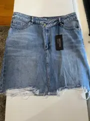 Decjuba Kelly Denim Skirt - BNWT - Size 12