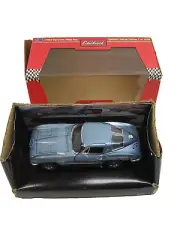 NIB ERTL 7877 1/18th scale 1963 Edelbrock 614 Corvette Stingray die-cast model