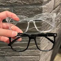 在飛比找ETMall東森購物網優惠-兒童眼鏡框無鏡片男女童復古方形黑框架拍照裝飾凹造型時尚眼鏡架