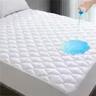 Lunsing King Mattress Protector, Waterproof Breathable Noiseless King Size Mattr