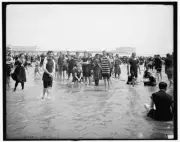 Beach,bathing suits,swimmers,crowds,bathers,Atlantic City,New Jersey,NJ,1900 2
