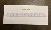 Apple Magic Keyboard - Silver