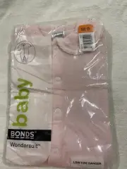 bonds Vintage Terry wondersuit Pink Colour White Logo Sz 00 Bnip Acc554