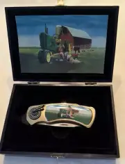 John Deere Stainless Steel Blade Pocket KnIfe Collectible Brand New & Gift Box