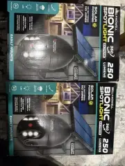 2X Bionic Spotlight Extreme Solar Powered Motion Sensor Solar Security Light 360