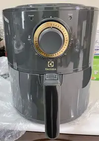 在飛比找Yahoo!奇摩拍賣優惠-全新 伊萊克斯Electrolux 3公升3L 氣炸鍋E6A