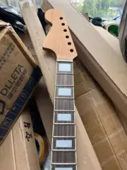 24 in Left Hand Roasted Maple Guitar Neck Rosewood Fretboard for Jaguar/Mustang