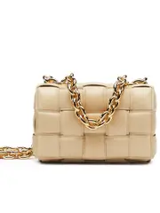 Bottega Veneta Chain Cassette in Porridge