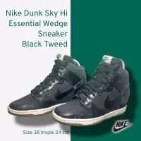 在飛比找蝦皮購物優惠-Nike Dunk Sky Hi Essential 坡跟運