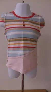 在飛比找Yahoo!奇摩拍賣優惠-麗嬰房familiar系列長版上衣
