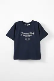 [Cotton On Kids] Cotton On Kids - Jurassic Park Drop Shoulder Short Sleeve Tee - Lcn uni squid ink/jurassic park league 2 LCN UNI SQUID INK/JURASSIC PARK LEAGUE