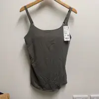 在飛比找蝦皮購物優惠-全新 uniqlo AIRism bra 細肩帶上衣 L 墨