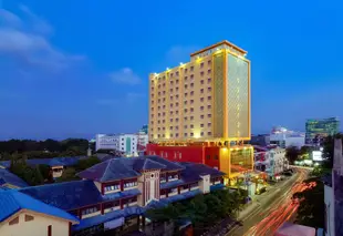 Best Western Plus Makassar Beach 飯店