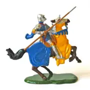Britain's Vintage Lead Replicas - Agincourt Knight #9496 - 1:32 - 1990's copy