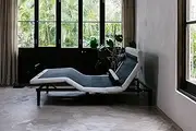 Sleepy's The Mattress Experts | iPerform 4000M Adjustable Base | King Single | Wireless Remote | Underbed Lighting | USB Charging Ports | 3 Mode Massage Function | Bluetooth Compatibility