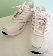 NEW in Box, Reebok Micro Session Lite Women’s Training Shoe Sneakers White