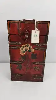 Homestyles Wood Wine Bottle Holder w/ Tags - Red