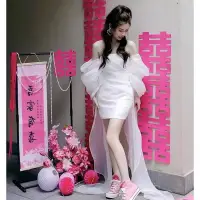 在飛比找蝦皮商城精選優惠-新中式晨袍 敬酒服 新娘結婚輕婚紗 訂婚禮服抹胸一字領白色洋