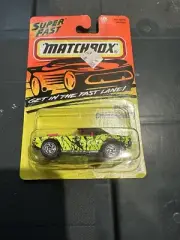 1995 MATCHBOX SUPERFAST #1 LIME/YELLOW DODGE CHALLENGER NEW ON CARD