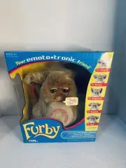 2005 Furby Emotronic Friend Furby Hasbro Tiger Electronics NEW SEALED