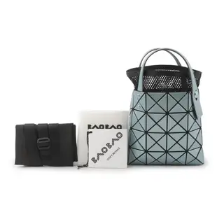 【ISSEY MIYAKE 三宅一生】BAO BAO LUCENT BOXY 4X4 迷你金屬色手提包(淺藍色)/ 平行輸入