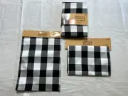 Tablecloth,Runner, & Placemat; Robert Stanley; Black and White Check Pattern